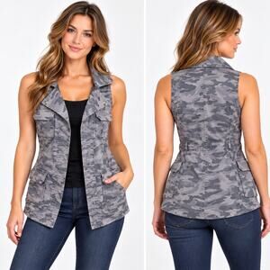 G.I.L.I. Got It Love It Womens Size 8 Gray Camo Split Collar Vest Pockets Denim